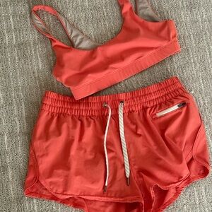 Vuori Grapefruit Daily Bra Sports Bra and Clementine Shorts Set